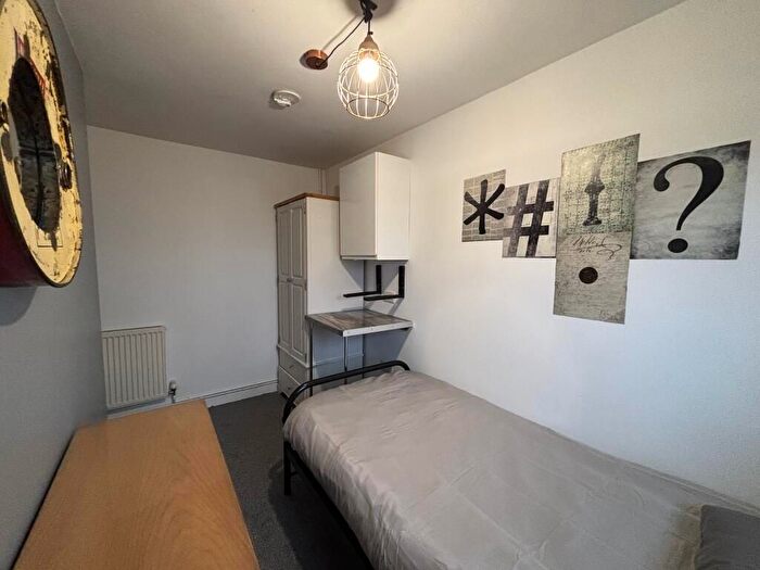 1 Bedroom Property To Rent In Colliery Road, Church Gresley, Swadlincote, DE11