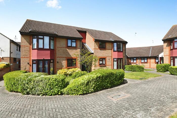 2 Bedroom Apartment To Rent In Pitsea Mount, Basildon, SS13