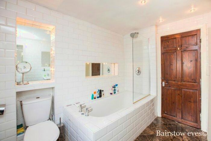 2 Bedroom Property To Rent In Goldsmith Road, London, E17