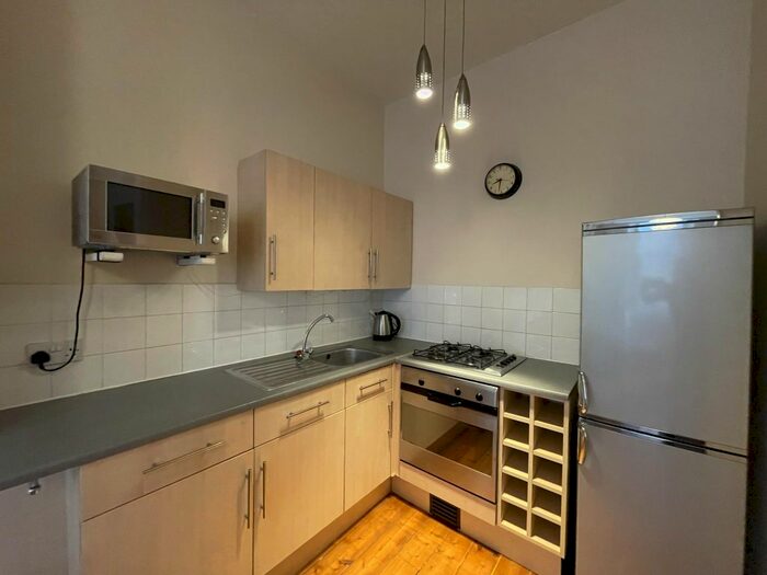 1 Bedroom Flat To Rent In Smithfield Street, Gorgie, Edinburgh, EH11