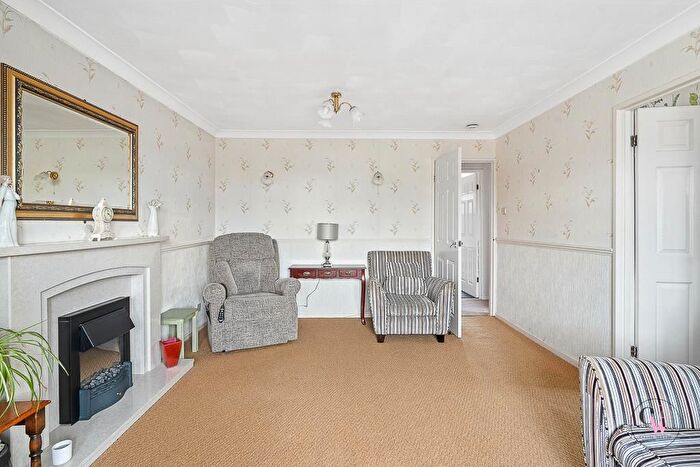 2 Bedroom Semi-Detached Bungalow For Sale In Nun House Drive, Winsford, CW7