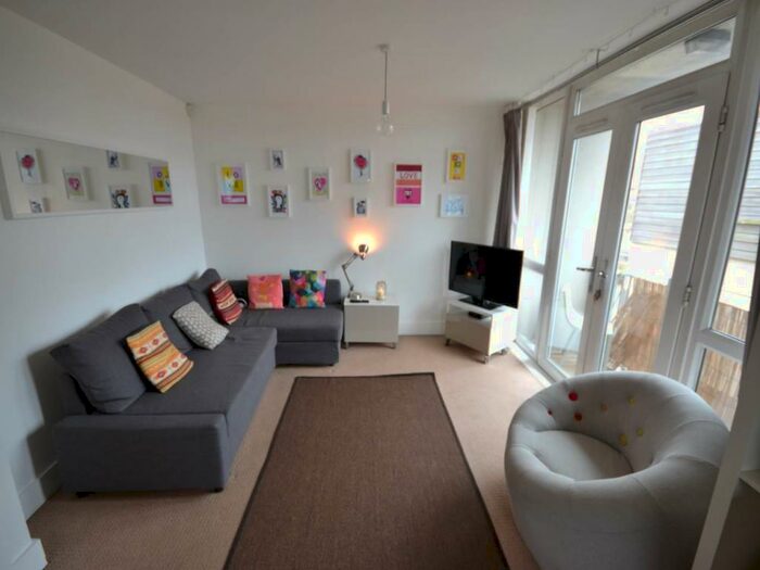 2 Bedroom Apartment To Rent In The Grainger, North West Side, Staithes, Gateshead, NE8