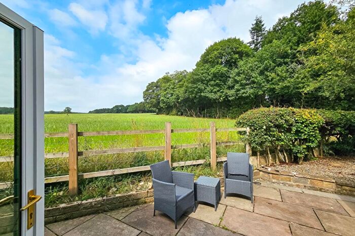 5 Bedroom Detached House For Sale In Moor Park Close, Beckwithshaw, HG3