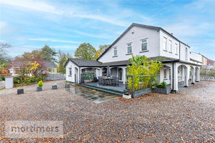 5 Bedroom Apartment For Sale In Lovely Hall Lane, Salesbury, Blackburn, Lancashire, BB1