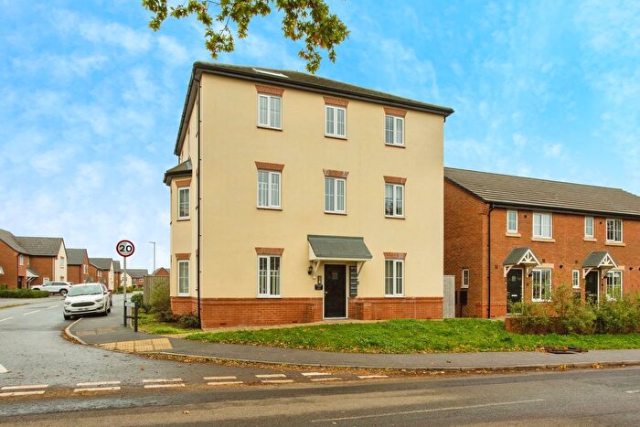 2 Bedroom Flat For Sale In Beaminster Avenue, Preston, Lancashire, PR4