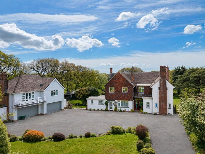 5 Bedroom Detached House For Sale In Holmsley Road, New Milton, BH25