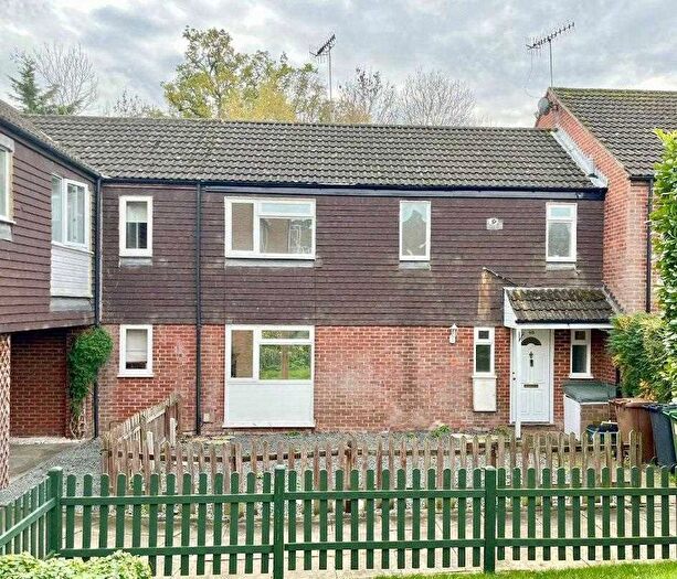 3 Bedroom Terraced House For Sale In Kemp Place, Bushey ., WD23