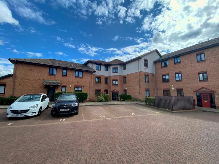 2 Bedroom Flat To Rent In South Park Grove, Hamilton, ML3
