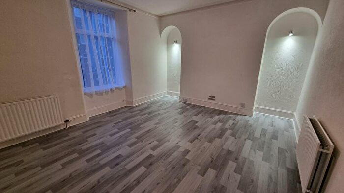 1 Bedroom Flat To Rent In Menzies Road, Torry, Aberdeen, AB11