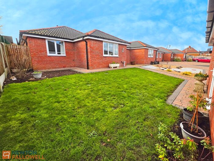 3 Bedroom Detached Bungalow For Sale In Crown Green, Mansfield, NG19