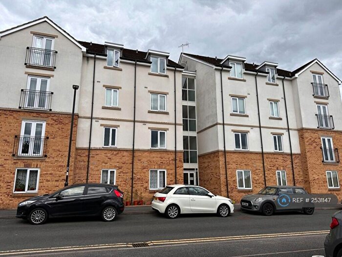 2 Bedroom Flat To Rent In Weston View, Sheffield, S10