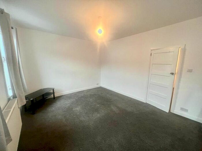 1 Bedroom Flat To Rent In Cecil Road, Croydon, CR0