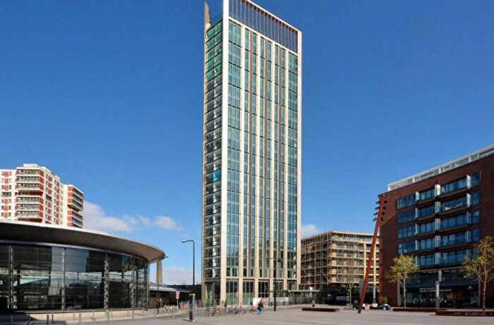 2 Bedroom Apartment To Rent In Surrey Quays Road, Canada Water, SE16