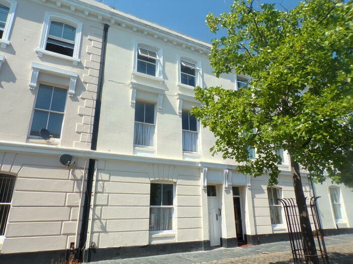 1 Bedroom Flat To Rent In Wyndham Street West, Plymouth, PL1