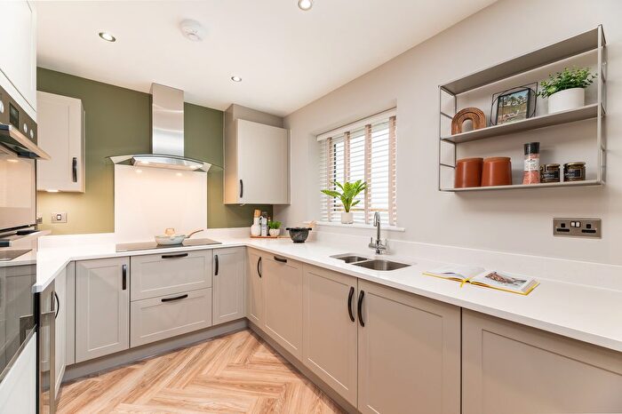 2 Bedroom Semi-Detached House For Sale In Penistone Road, Fenay Bridge, Huddersfield, HD8