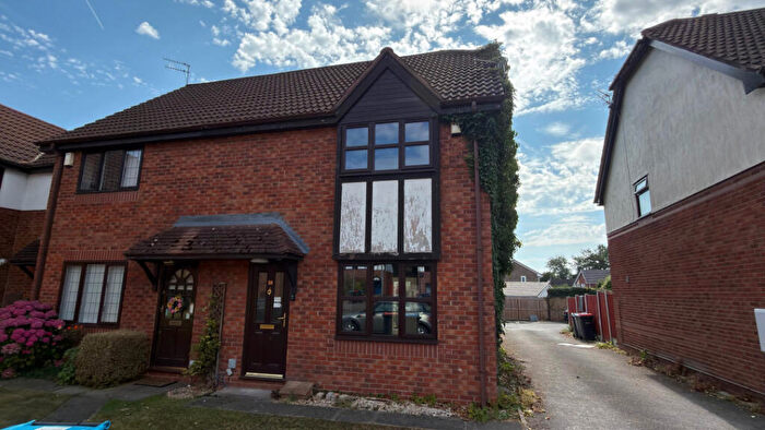 3 Bedroom Semi-Detached House For Sale In Kensington Ct, Winsford, CW7