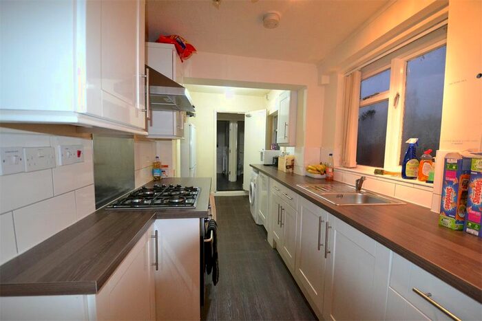 5 Bedroom Terraced House To Rent In Milner Road, Selly Oak, Birmingham, B29
