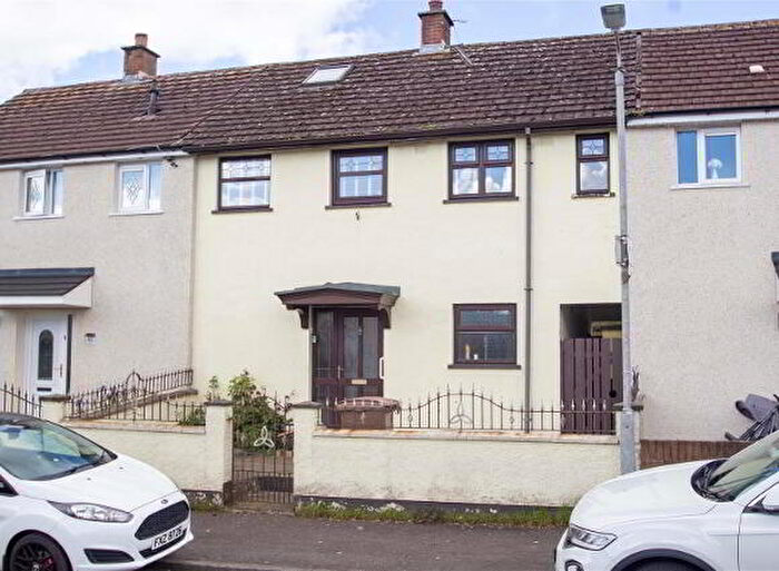 4 Bedroom Mid Terraced House For Sale In Ballymurphy Road, Belfast, BT12