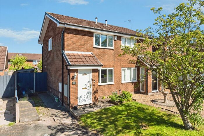 2 Bedroom Semi-Detached House For Sale In Dundee Close, Fearnhead, Warrington, Cheshire, WA2
