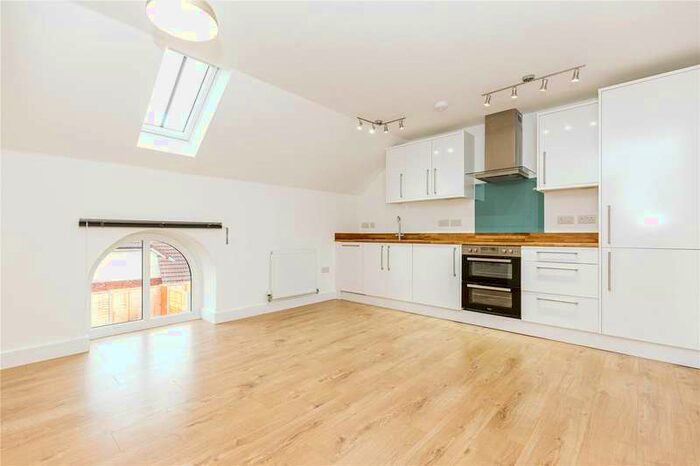 1 Bedroom Property To Rent In Cock Road, Bristol BS15