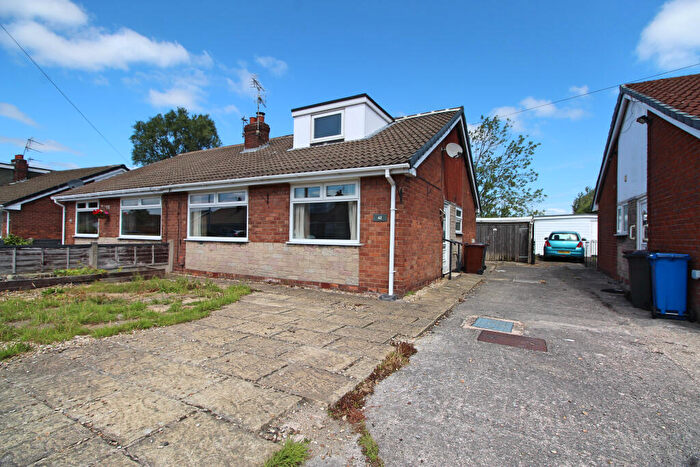 3 Bedroom Semi-Detached House For Sale In Cornwall Avenue, Manchester, M29