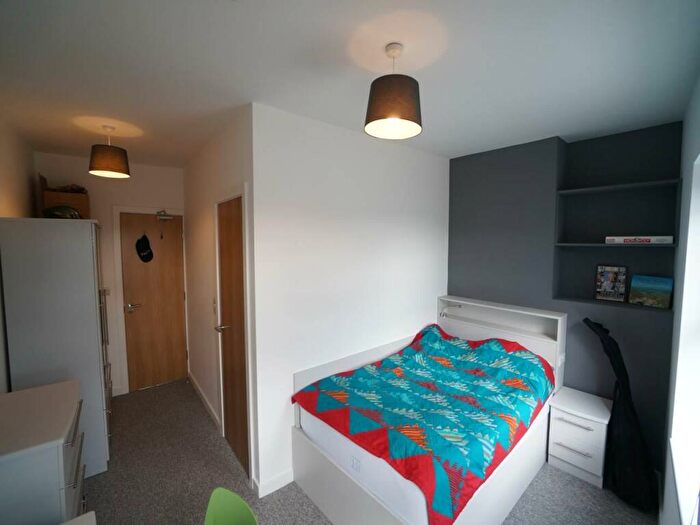 5 Bedroom House To Rent In Fron Heulog, Bangor, LL57