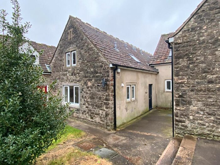 1 Bedroom Flat To Rent In Angwin Close, Shepton Mallet, BA4