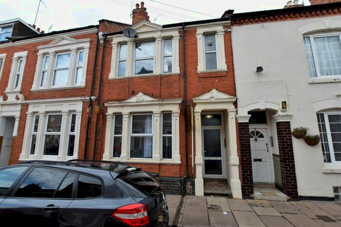 Studio To Rent In Colwyn Road, Northampton, NN1