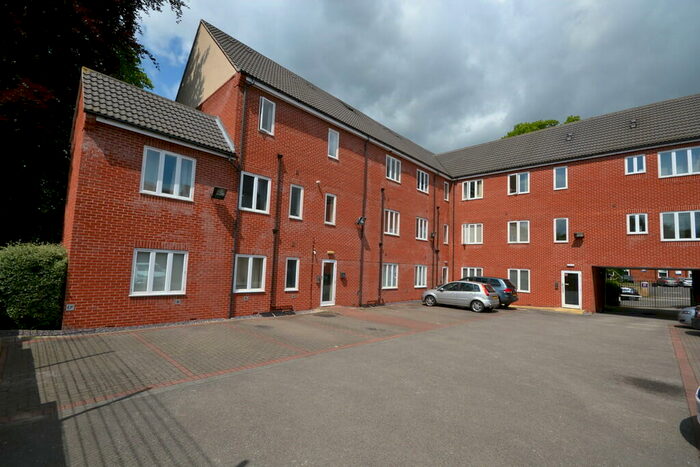 1 Bedroom Flat To Rent In Brindley Court, Woodthorpe, NG5
