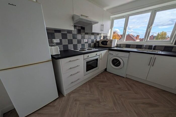 1 Bedroom Apartment To Rent In Park Street, Beeston, NG9