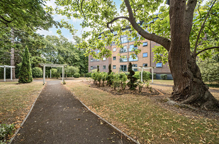 1 Bedroom Apartment For Sale In Southcote Lane, Reading, Berkshire, RG30