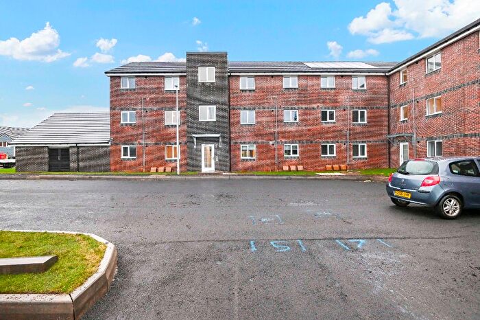 2 Bedroom Flat To Rent In Drummonds Crescent, Bannockburn, Stirling, FK7