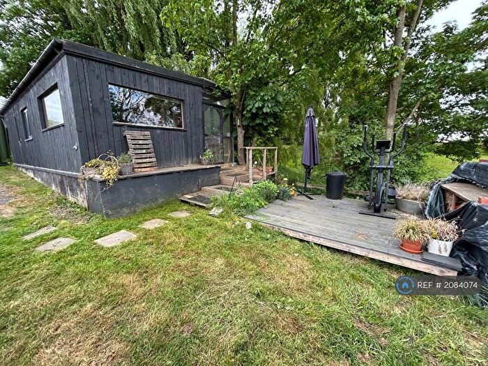 1 Bedroom Bungalow To Rent In Ducks Hill Road, Northwood, HA6