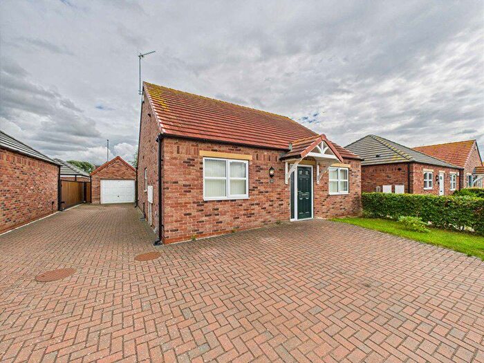 3 Bedroom Bungalow To Rent In Jasmine Close, Hailgate, Howden, DN14