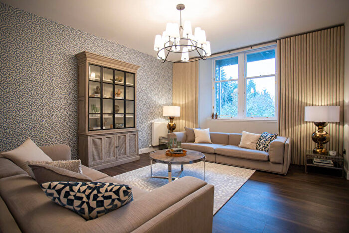 2 Bedroom Apartment For Sale In Drummond Hill, Stratherrick Rd, Inverness, IV2