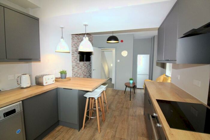 4 Bedroom Terraced House To Rent In Cliff Street, Preston, PR1