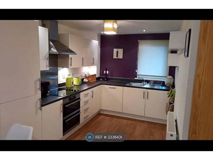 1 Bedroom Flat To Rent In Wave Court, Romford, RM7