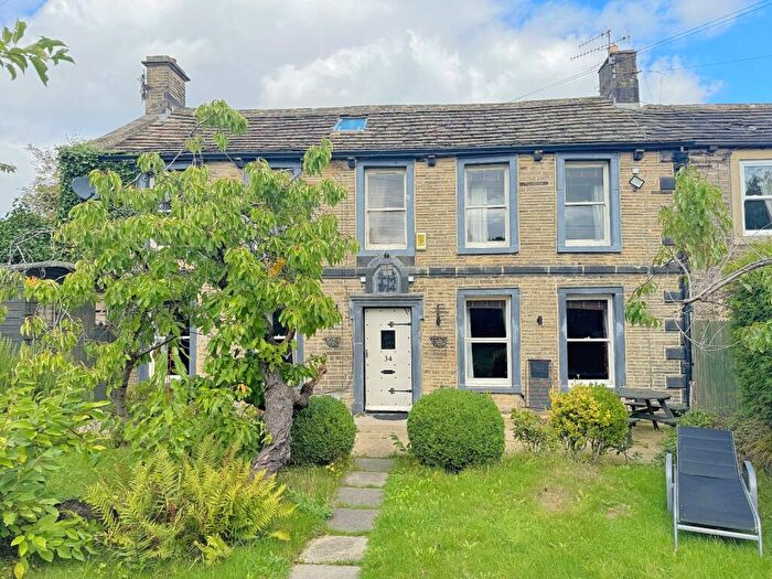 4 Bedroom Terraced House For Sale In Hill End, Horton Bank Top, Bradford, BD7