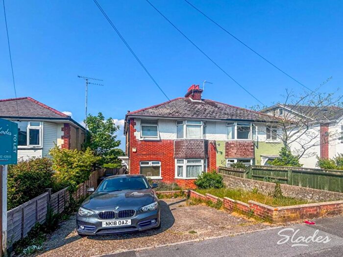 1 Bedroom Flat To Rent In Gwynne Road, Parkstone, Poole, BH12