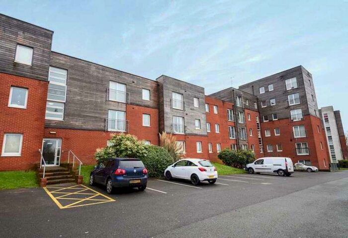 2 Bedroom Flat To Rent In Lancashire Court, Federation Road, Burslem, Stoke On Trent, ST6