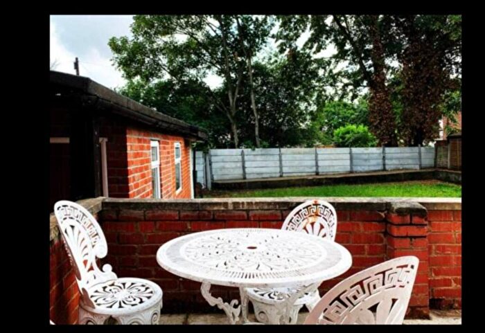 Studio To Rent In Forty Lane, Wembley, Middlesex, HA9