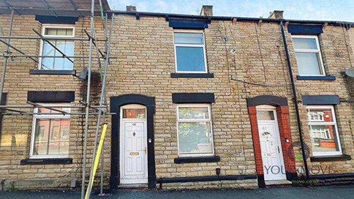 3 Bedroom Terraced House To Rent In Queen Street, Shaw, Oldham, Greater Manchester, OL2