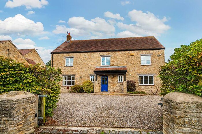 5 Bedroom Detached House To Rent In Sycamore Road, Launton, OX26