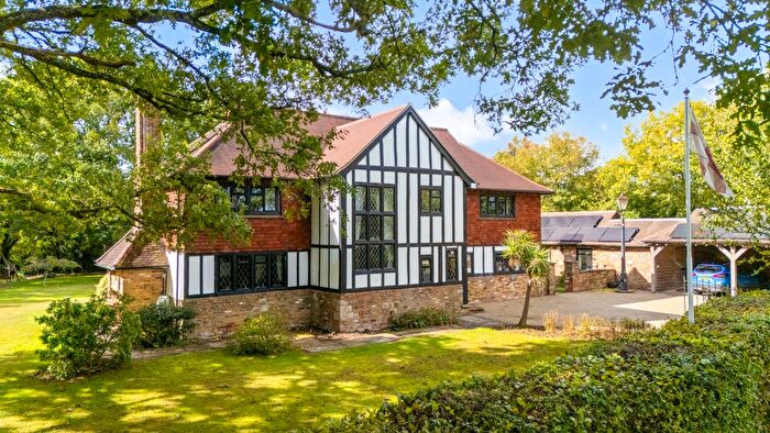 4 Bedroom Detached House For Sale In Bashurst Hill, Horsham, RH13