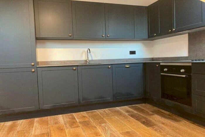 1 Bedroom Flat To Rent In High Road, Basildon, SS13