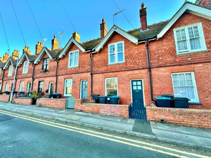 2 Bedroom Cottage To Rent In Quex Road, Westgate, CT8