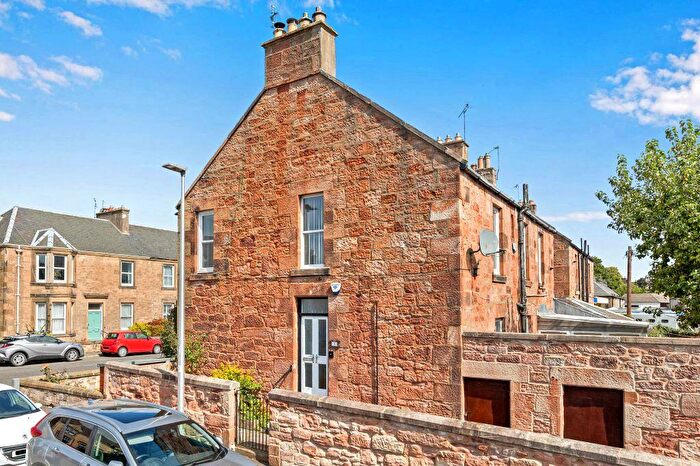 3 Bedroom Flat For Sale In Muirpark, Eskbank, Dalkeith, EH22