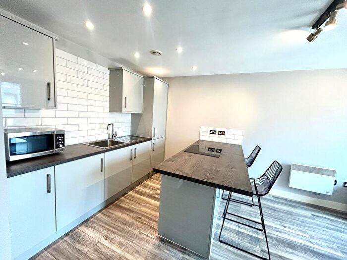 1 Bedroom Apartment To Rent In St. John's Walk, Birmingham, B5