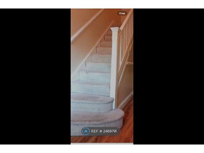 3 Bedroom End Of Terrace House To Rent In Royeston Gardens, Ilford, IG1