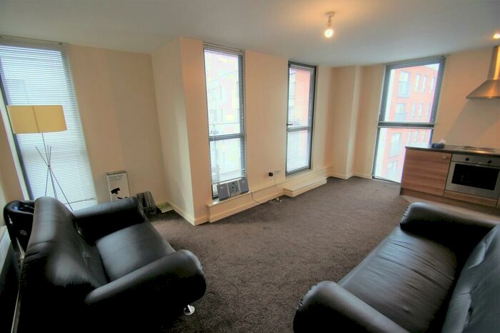 2 Bedroom Apartment To Rent In Skyline Chambers, Angel Meadows, M4